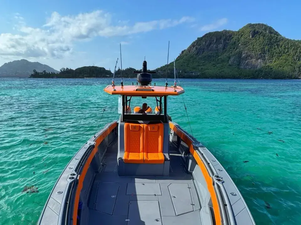 Тур Амирантес. Вариант 2